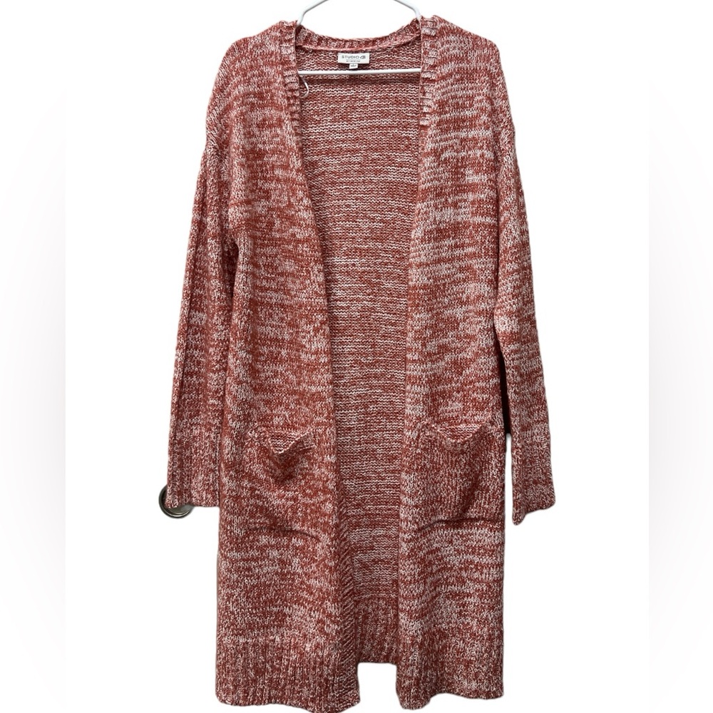 Cardigan Sweater STUDIO B